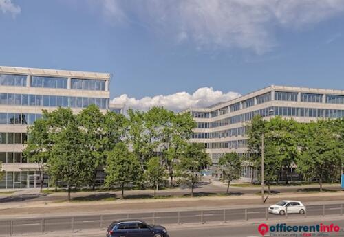 Offices to let in Łopuszańska Business Park