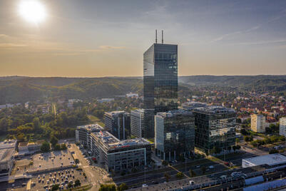 How much do the best offices cost? An analysis of rents and operating expenses