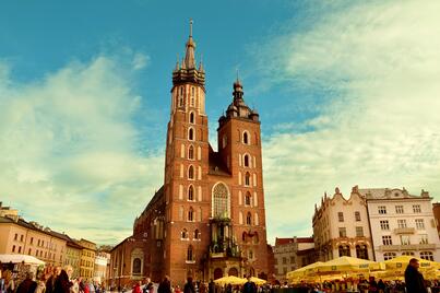 Kraków leads Poland’s office market – record demand and falling vacancy in H1 2025