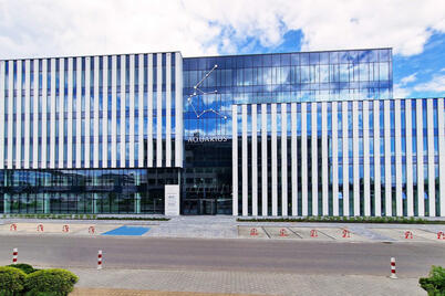 Discover Premium Office Space: LUX MED's New Krakow Hub at Aquarius