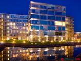 Offices to let in Platinium Business Park