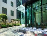 Offices to let in Good Point 761