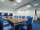 Offices to let in AURO Business Park