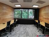 Offices to let in Gold Place