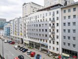 Offices to let in Biuro Żelazna 59A