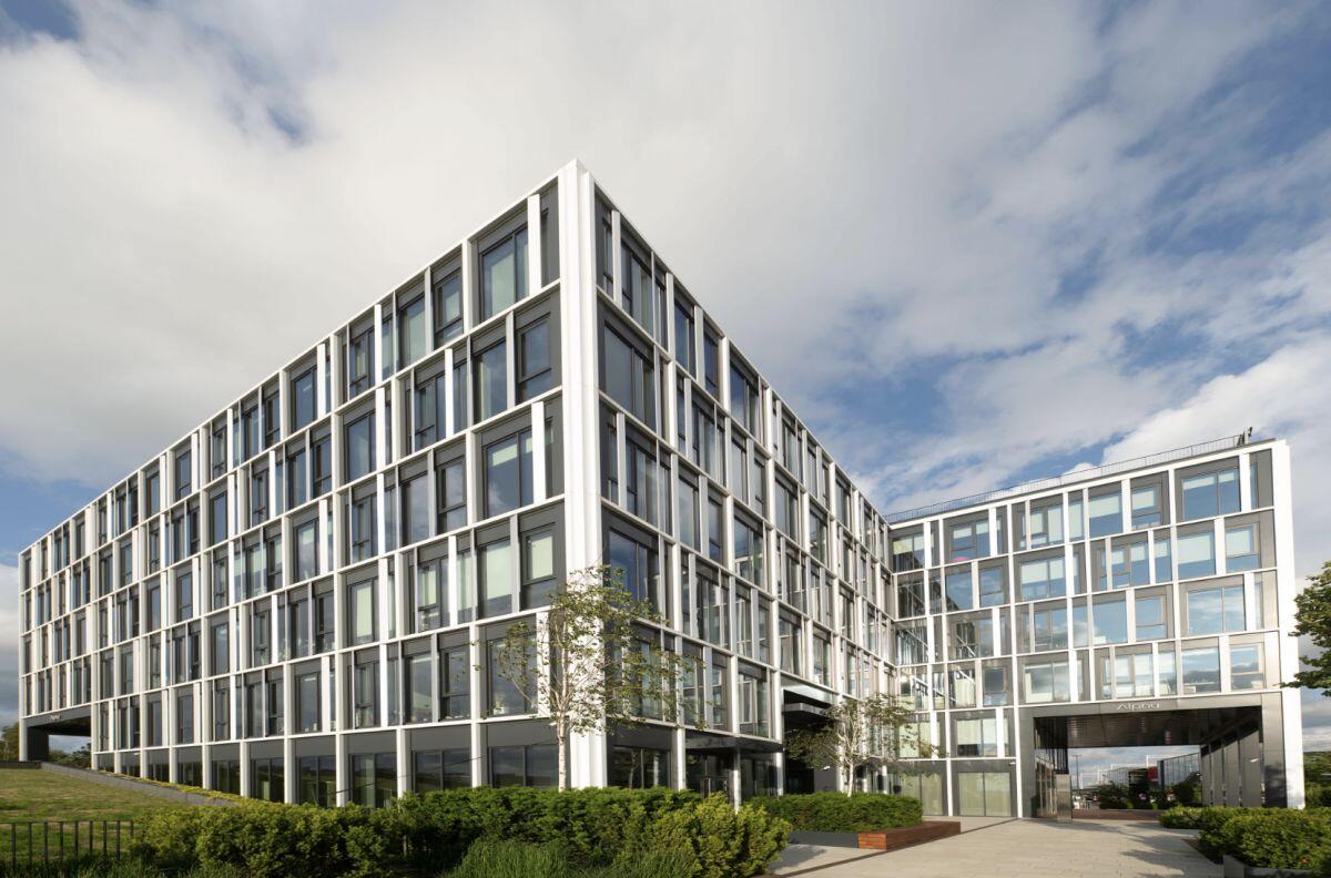 Dekpol moves to Airport City – Alpha fully leased