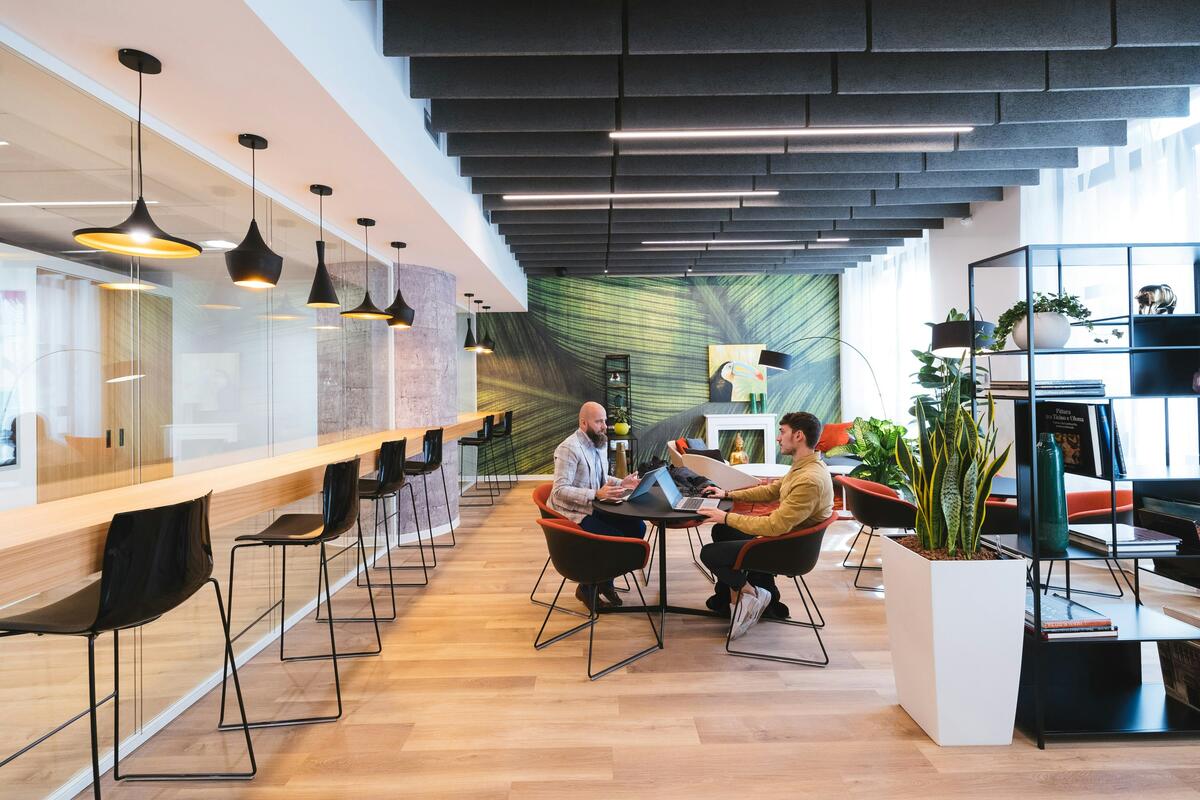 Flexible Office Spaces in Poland: The Future of Hybrid Work and Business Growth