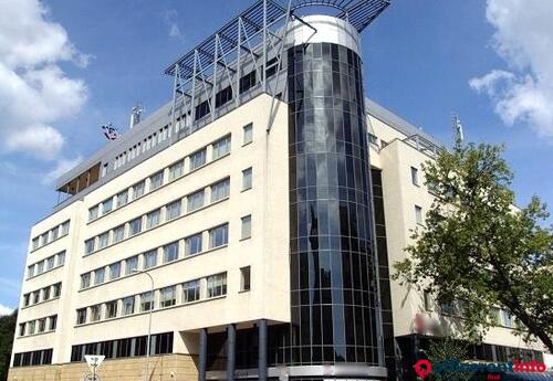 Offices to let in Alfa Plaza
