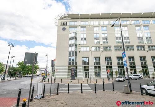 Offices to let in Office and co-working space in Regus Sheraton Plaza