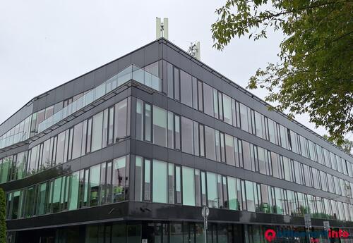 Offices to let in Diamante Plaza
