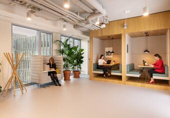 Office and co-working space in Regus Koneser Building M