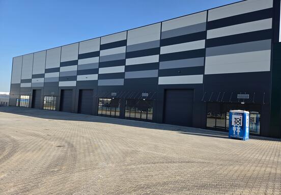 Business St. Warehouse