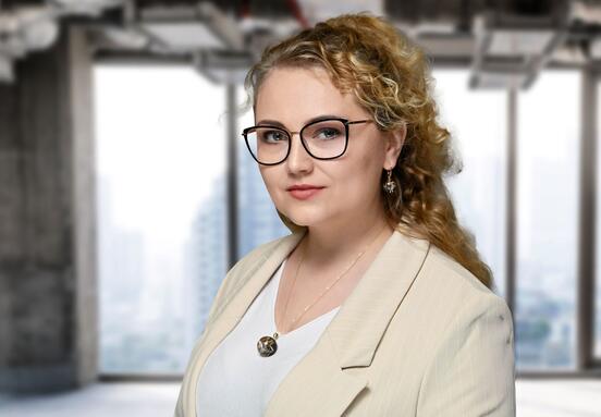 Poland's Commercial Real Estate Soars: Office & Warehouse Opportunities in Q3 2025