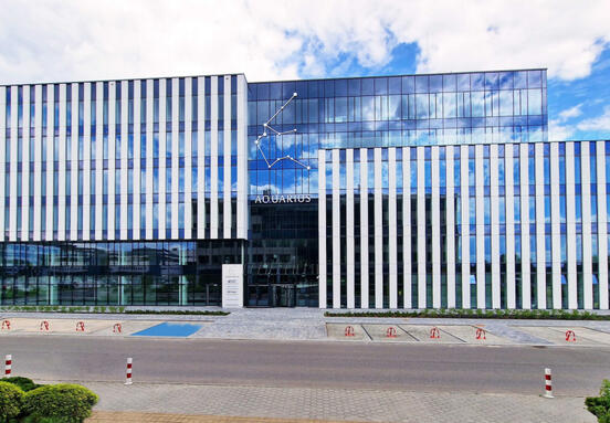 Discover Premium Office Space: LUX MED's New Krakow Hub at Aquarius